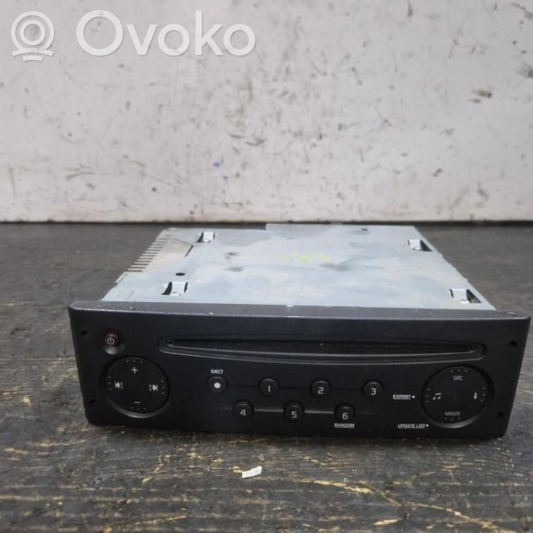 Renault Clio III Unité principale radio / CD / DVD / GPS 