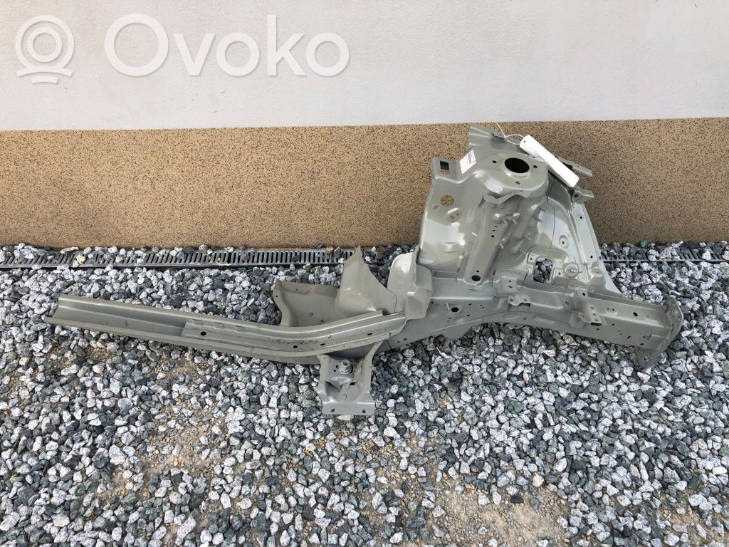 Panel lateral delantero   64500Q0400