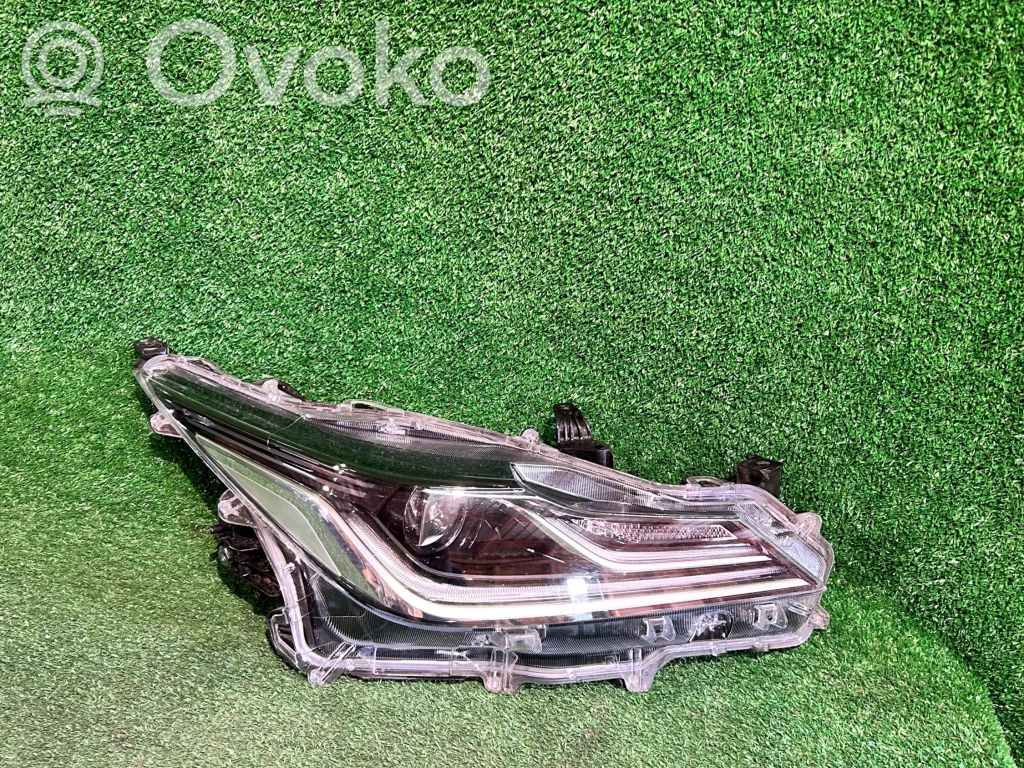 Headlight/headlamp   8111002T5100