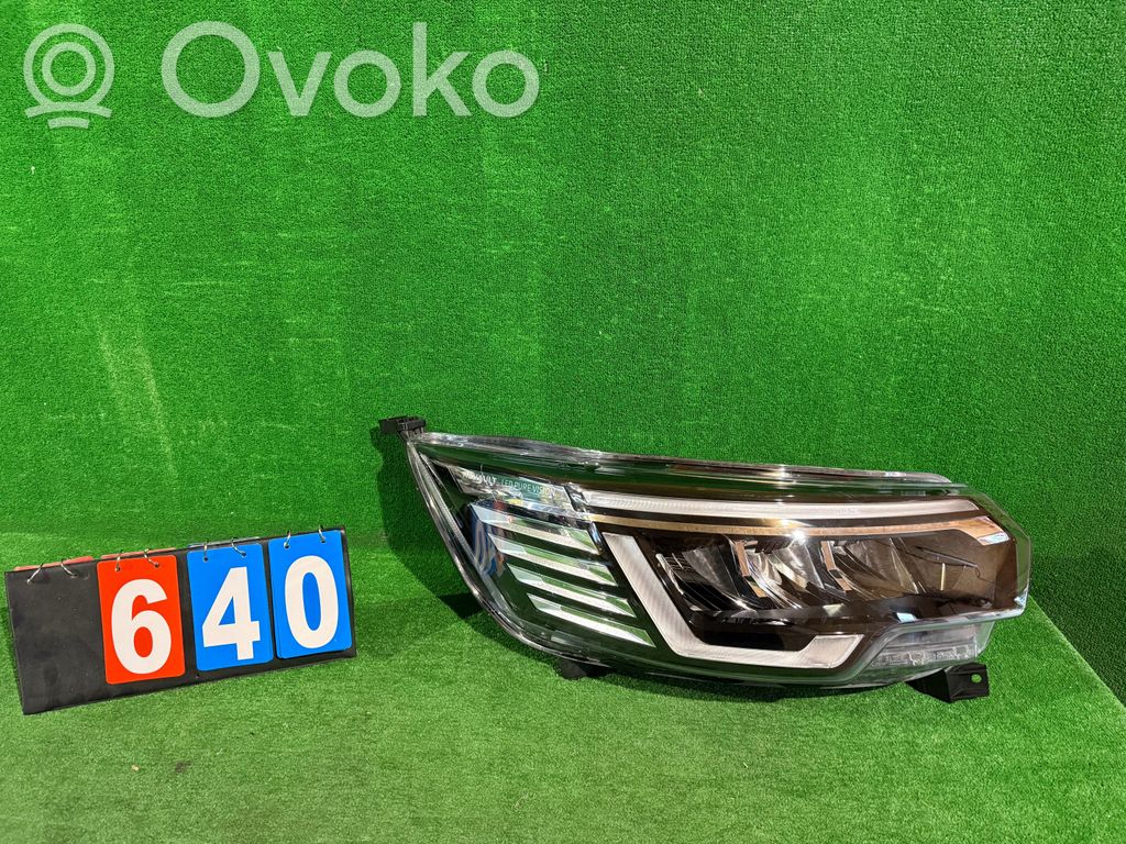 Renault Trafic III (X82) Scheinwerfer 
