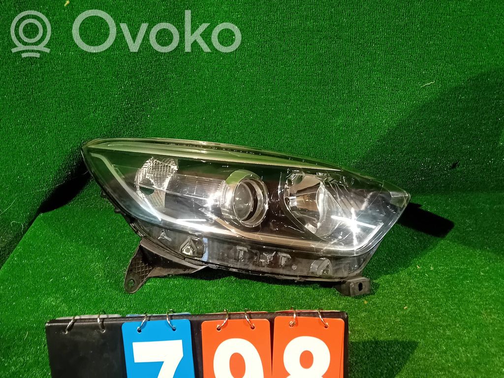 Renault Captur Headlight/headlamp 