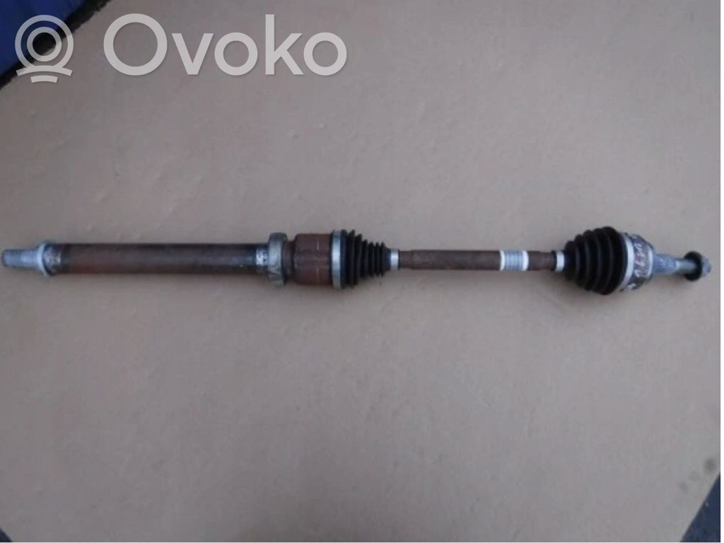 Ford Focus Etuvetoakseli 