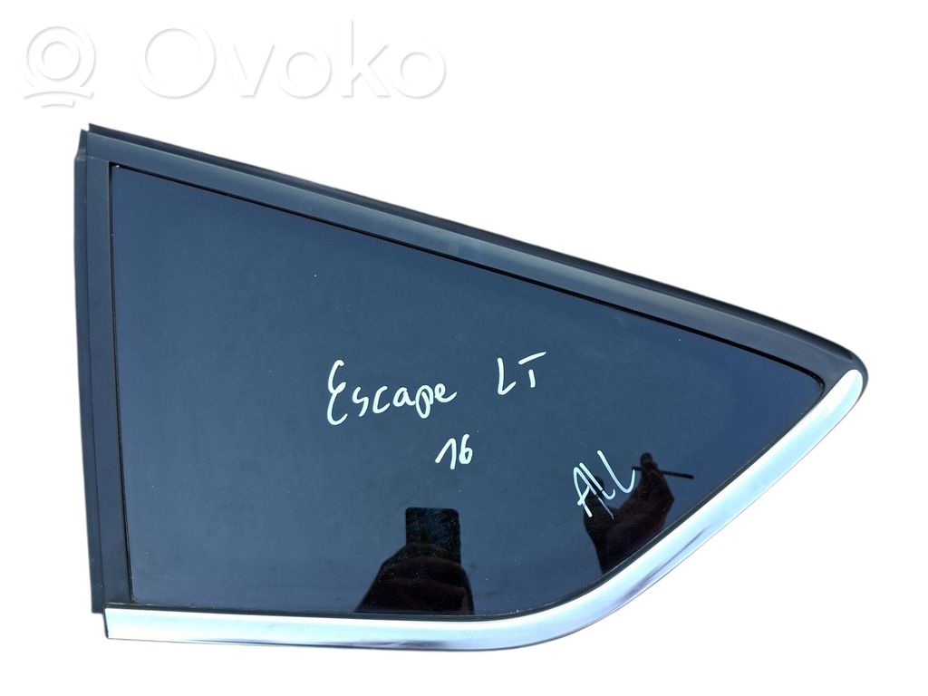 Rear side window   004553