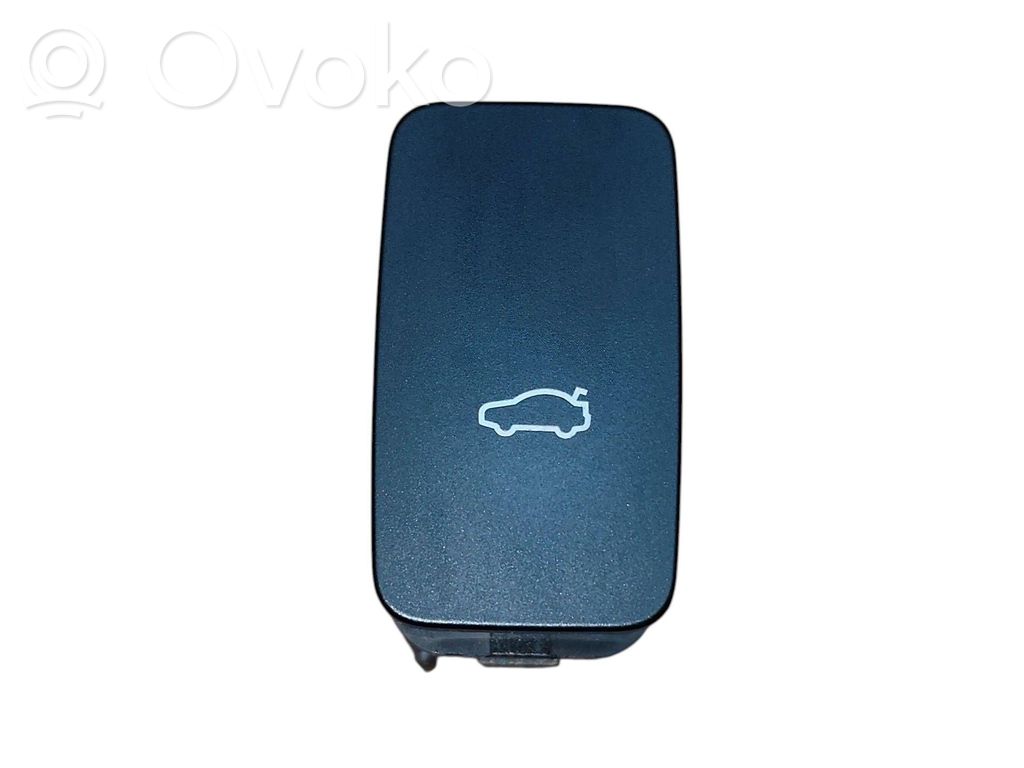 Ford Focus Tailgate/boot open switch button 