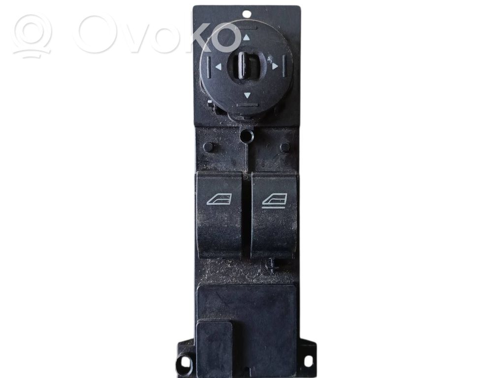 Ford Focus Quarter vent window switch 