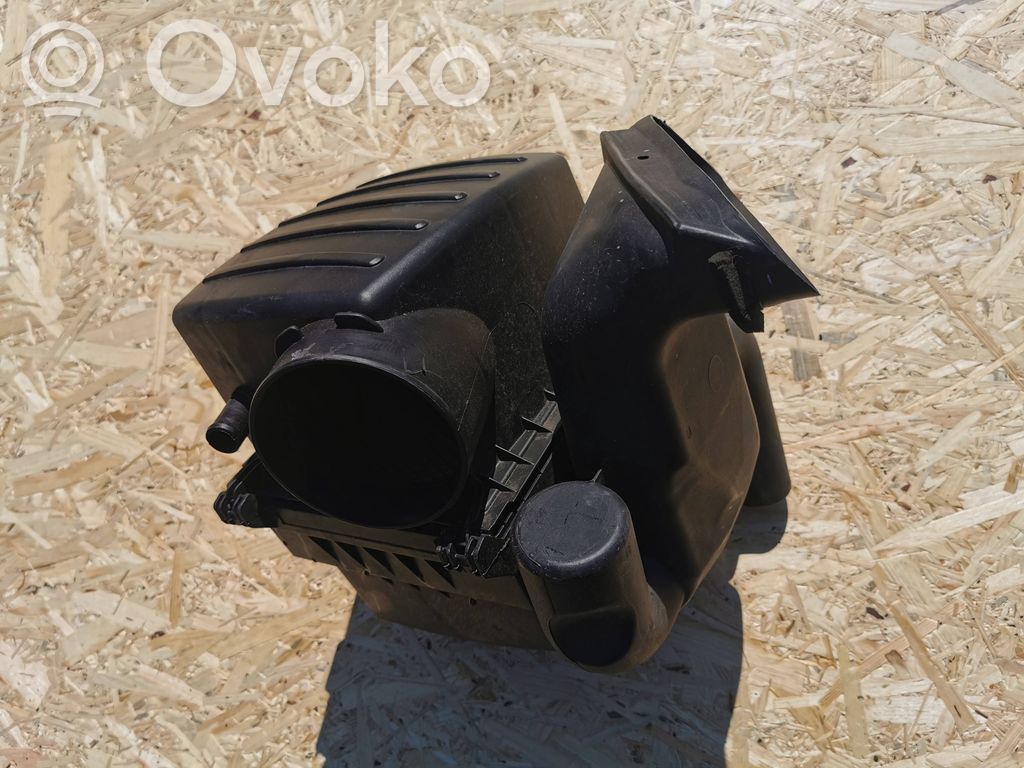 Air filter box   68022162AD,PD0149004731