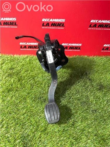 Pedal de embrague   98189023800