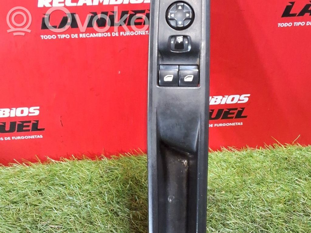 Interruptor del elevalunas eléctrico   98144415ZD,983293068ZD