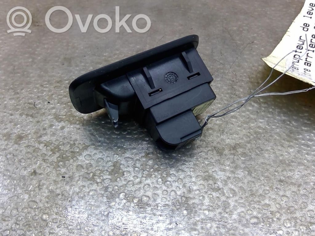 Elektrisko logu slēdzis   8Z0959855C5PR