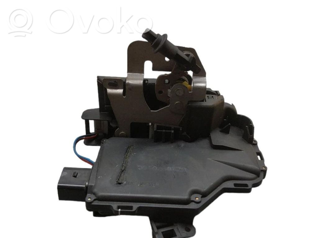 Priekinė durų spyna   8Z1837016E
