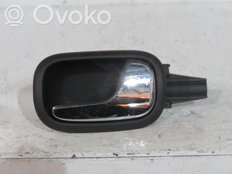 Manecilla interna puerta trasera   8L4839020QAJ