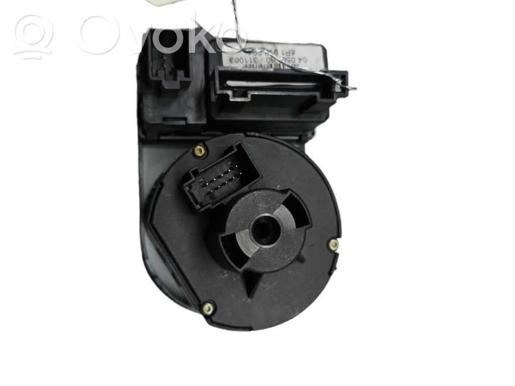 Commodo de clignotant   8P1941531G5PR