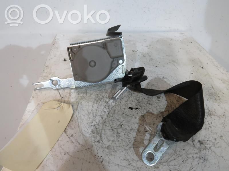 Rear seatbelt   72117245883