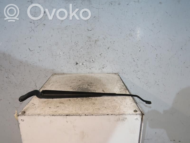 Ford Fiesta Ramię wycieraczki szyby przedniej / czołowej 
