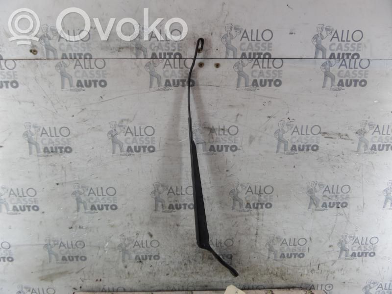 Ford Fiesta Ramię wycieraczki szyby przedniej / czołowej 