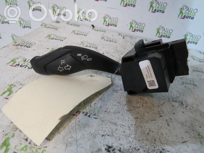 Ford Focus Suuntavilkun vipu 