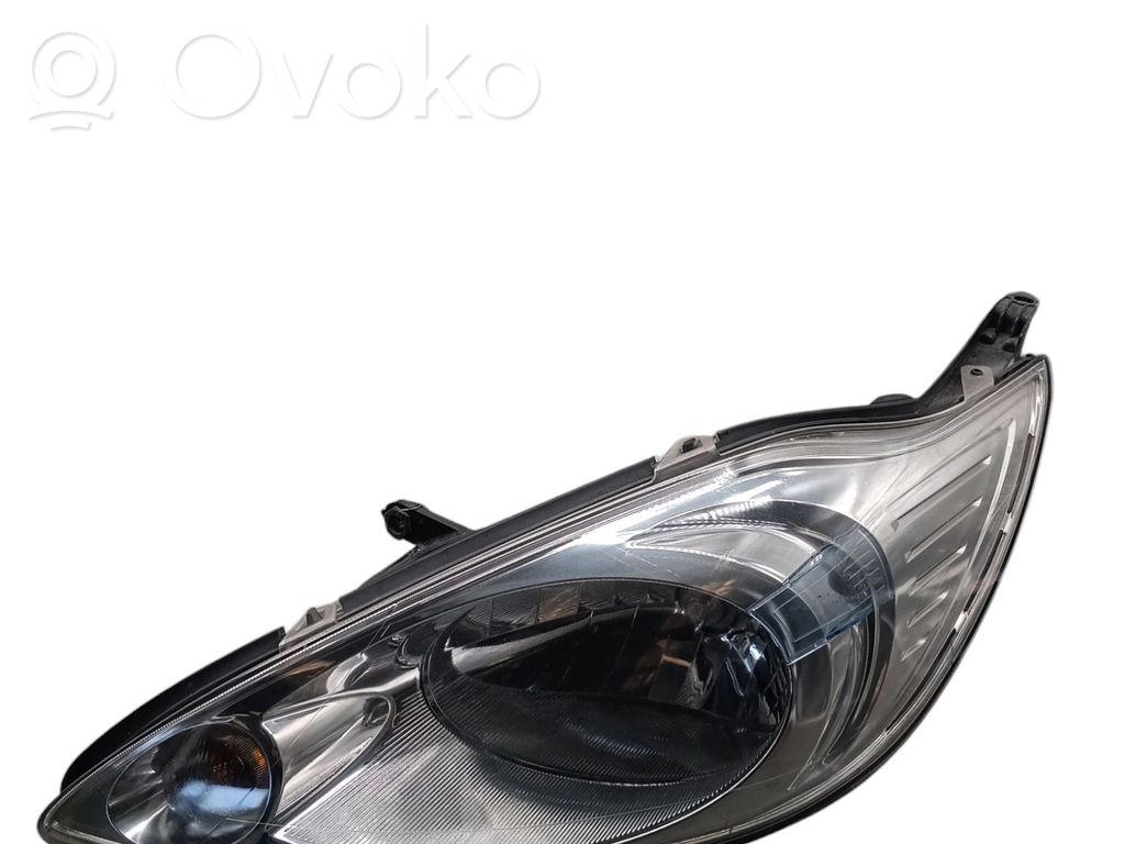 Headlight/headlamp   1563832