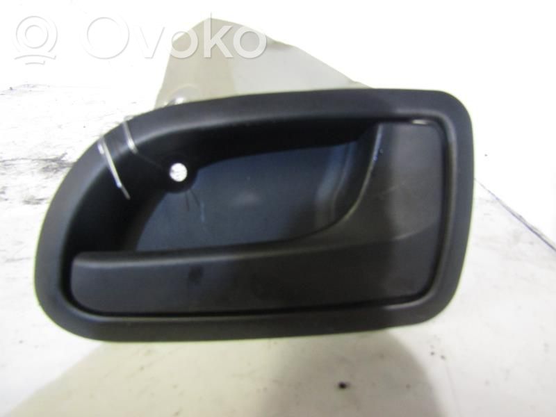 Klamka wewnętrzna drzwi przednich   8262007010ED