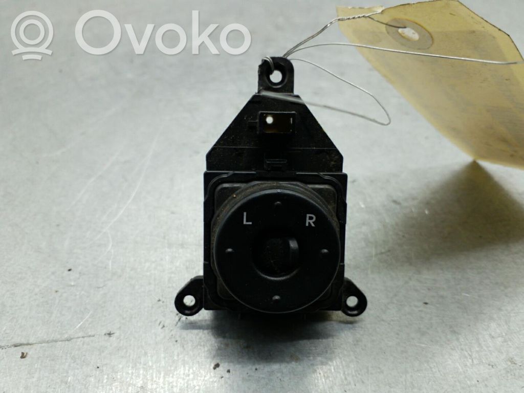 Interruptor del espejo lateral   935852K500WK