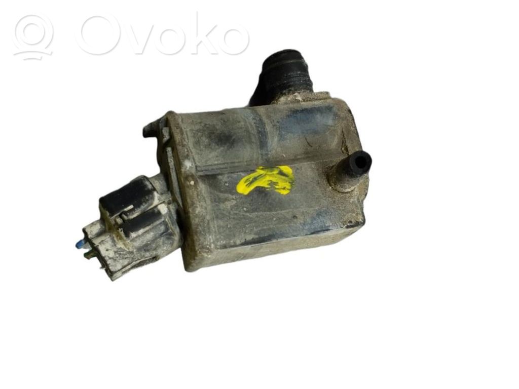 Windscreen/windshield washer pump   985102J500