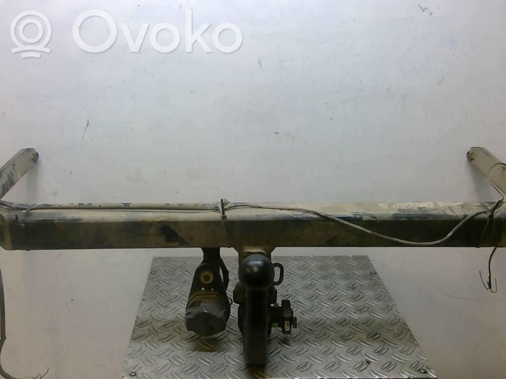 Tow bar set   PASDEREFERENCE