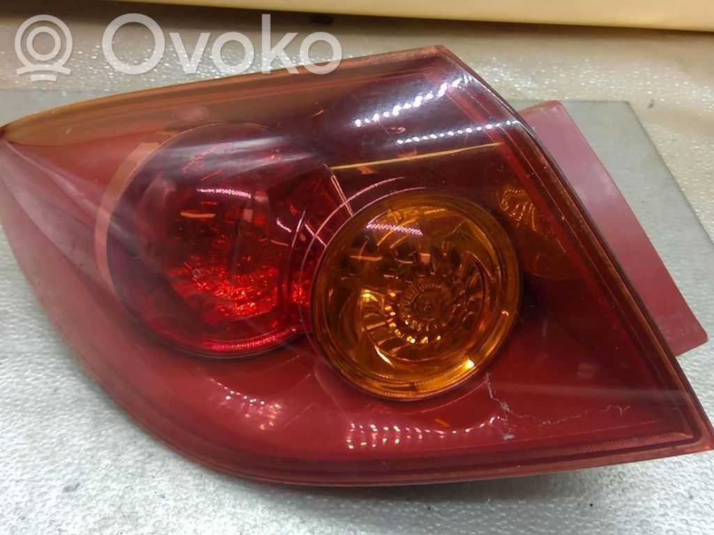 Luz trasera/de freno   BP4S51180E