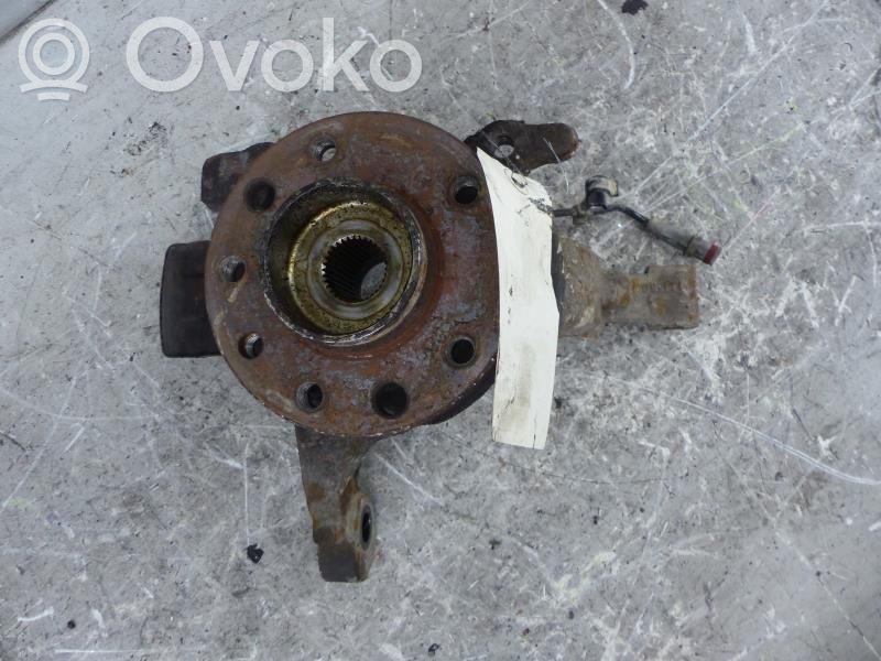 Achsschenkel vorne   13156041
