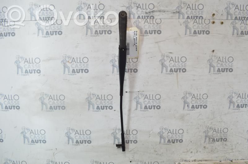 Opel Astra H Wischerarm vorne 