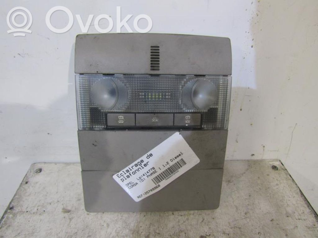 Etuistuimen valo   13126729