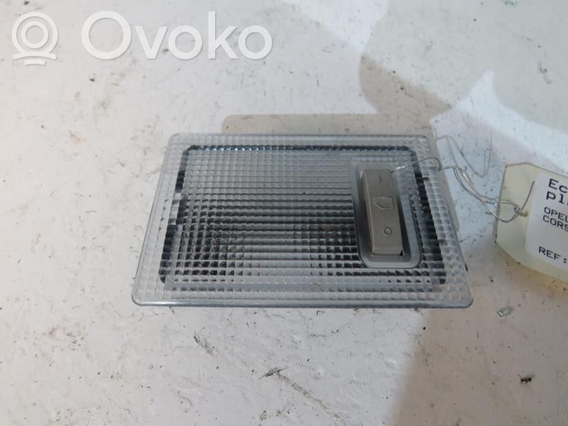 Opel Corsa D Etuistuimen valo 