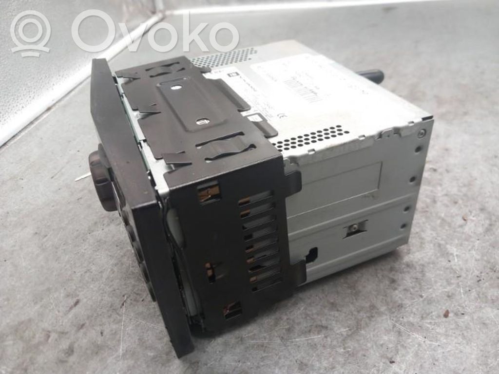 Opel Corsa D Radio / CD-Player / DVD-Player / Navigation 