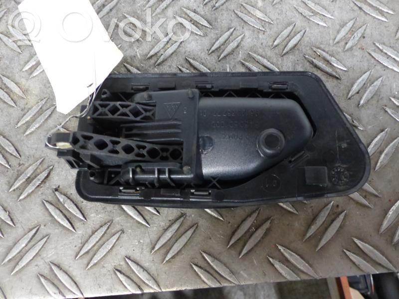 Peugeot 306 Manecilla interna puerta trasera 