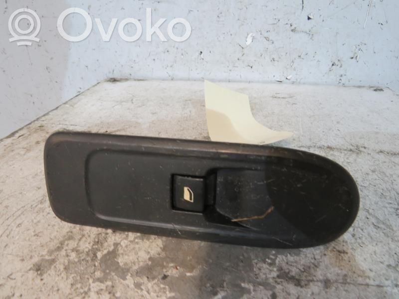 Interruptor del elevalunas eléctrico   649029