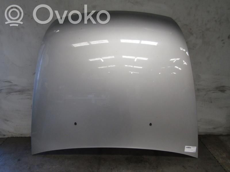 Engine bonnet/hood   7901L2