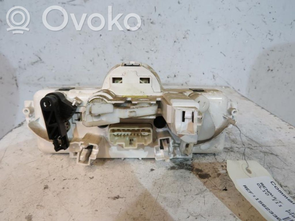 Renault Clio III Climate control unit 