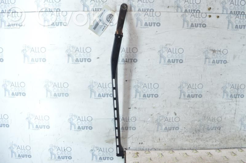 Wischerarm vorne   7701050944