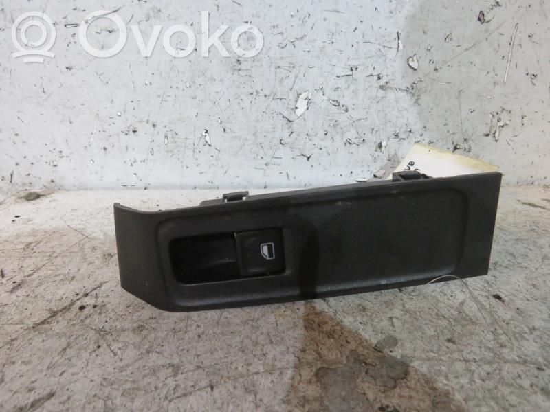 Skoda Fabia Mk3 (NJ) Interruptor del elevalunas eléctrico 