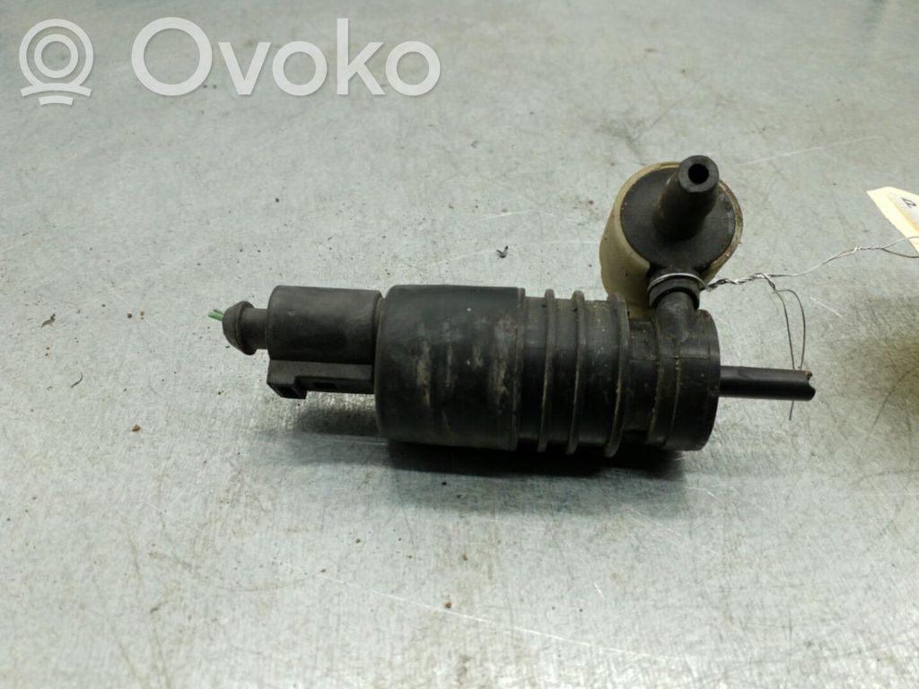 Windscreen/windshield washer pump   A4548600126