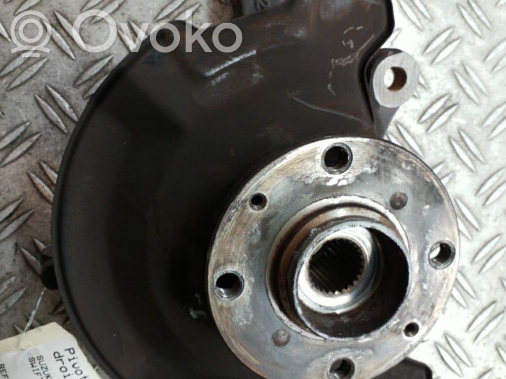Suzuki SX4 Achsschenkel vorne 