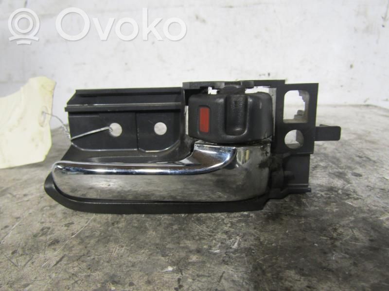 Toyota Corolla E120 E130 Manecilla interna puerta trasera 