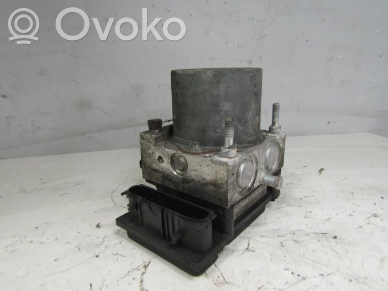 Toyota Corolla Verso E121 Bomba de ABS 