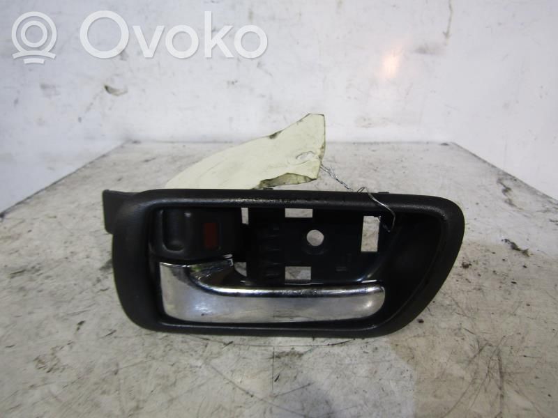Toyota Corolla Verso E121 Manecilla interna puerta trasera 