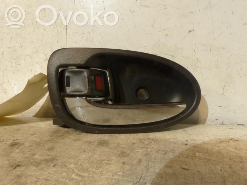 Manecilla interna puerta delantera   692060D200B0