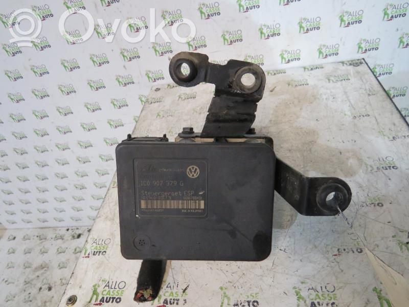 Volkswagen Golf IV ABS Pump 