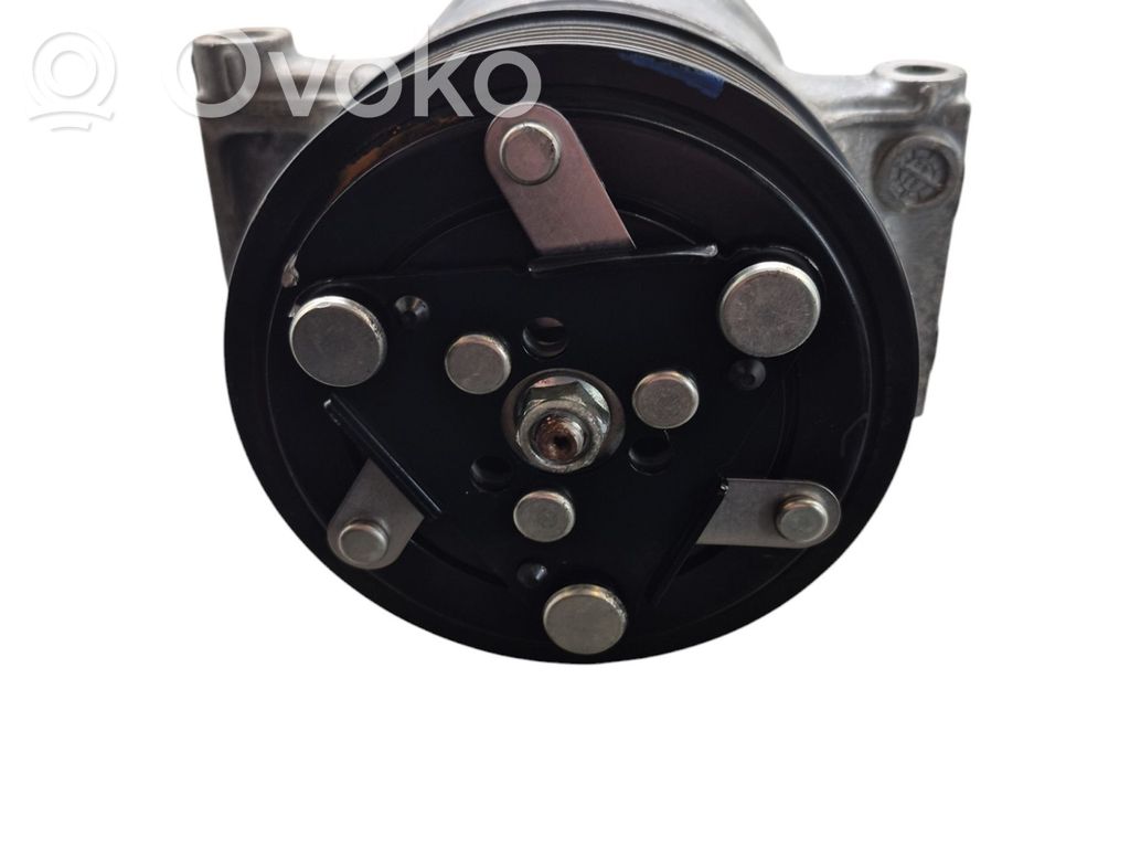 Renault Kangoo III Air conditioning (A/C) compressor (pump) 