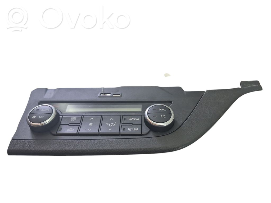 Toyota Auris E180 Climate control unit 
