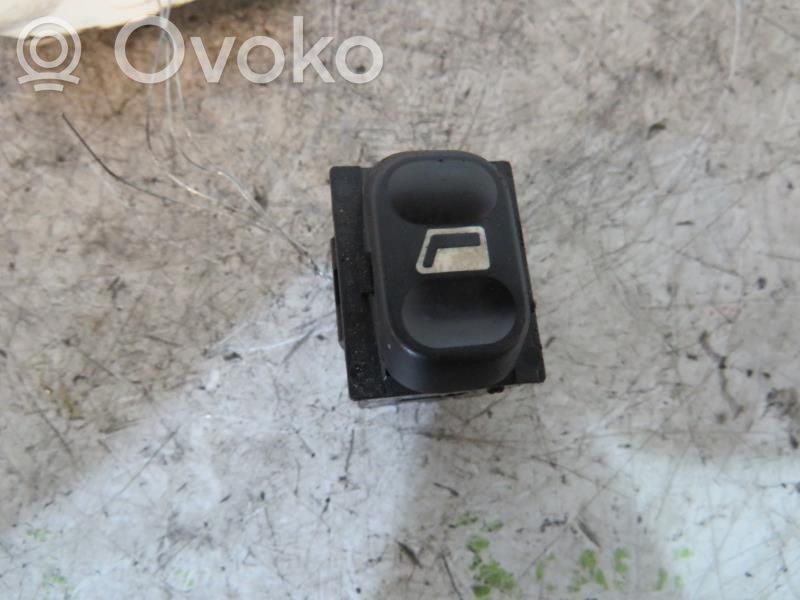 Peugeot 406 Comutator comandă geamuri electrice 