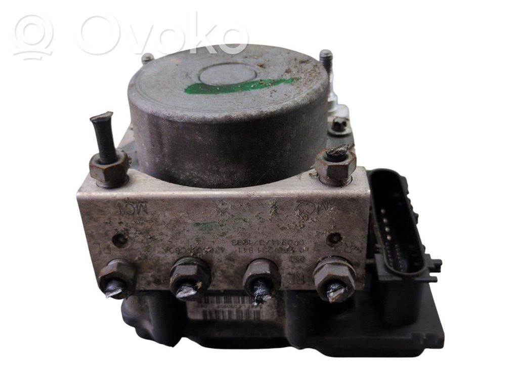 Bomba de ABS   47660BC66A