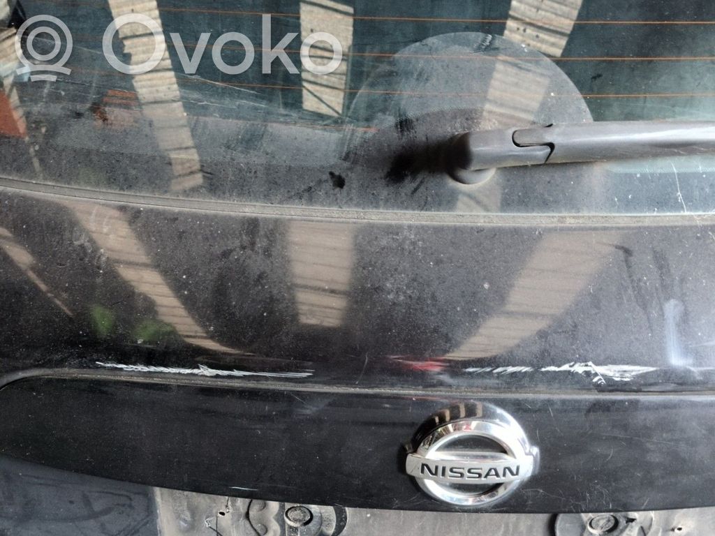 Nissan Juke I F15 Tylna klapa bagażnika 