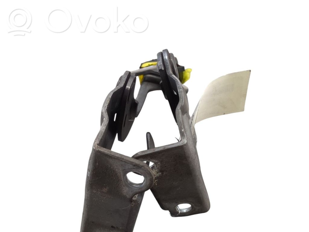 Engine bonnet/hood hinges   791102E000